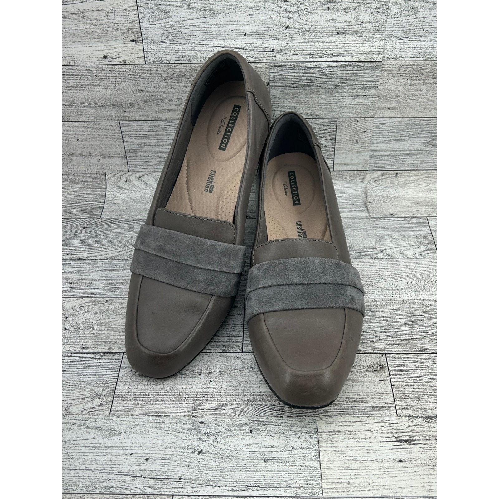 Clarks Collection Soft Cushion Loafers Gray Leather Suede Women 8.5 M